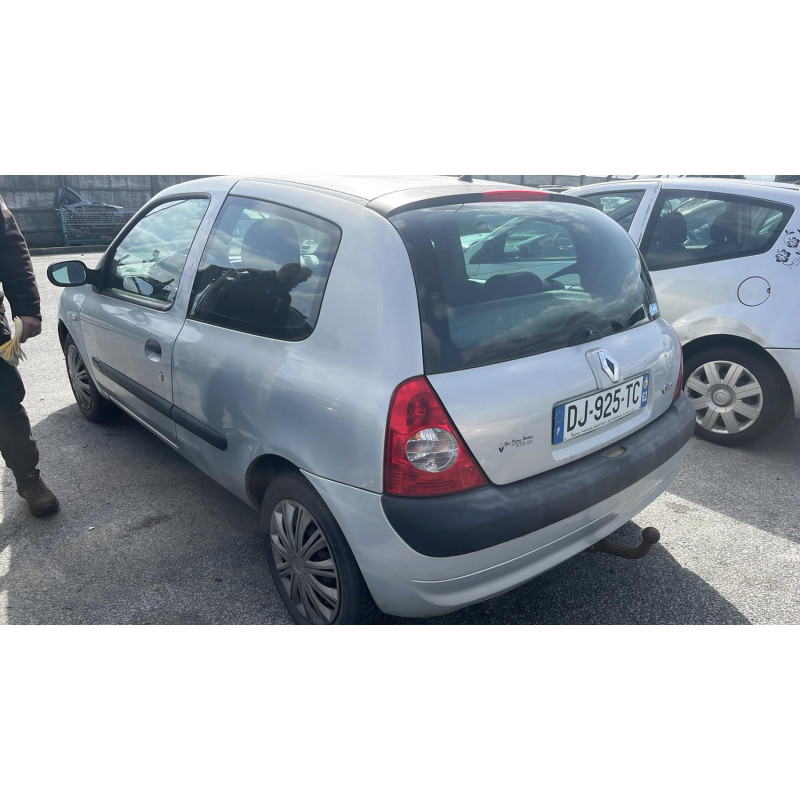 Feu arriere principal droit (feux) RENAULT CLIO 2 Photo n°13