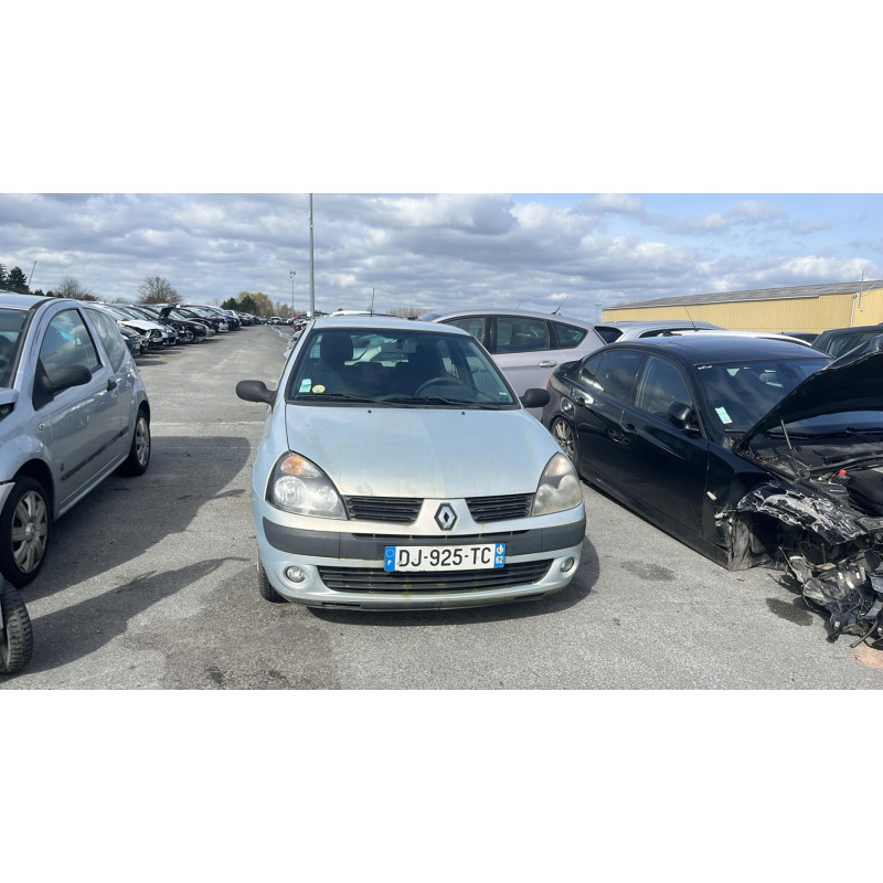Feu arriere principal droit (feux) RENAULT CLIO 2 Photo n°14