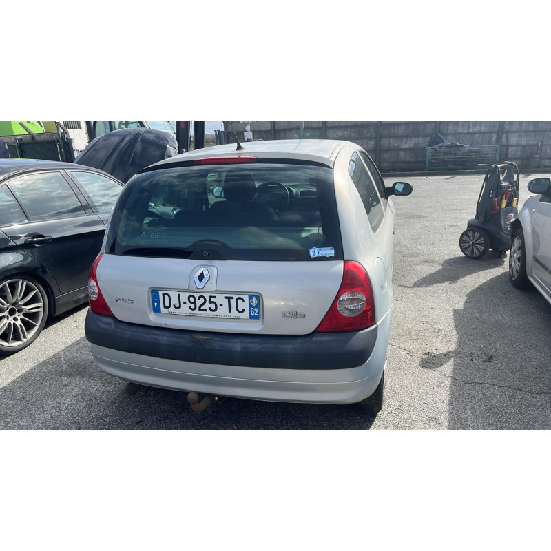 Feu arriere principal droit (feux) RENAULT CLIO 2 Photo n°18
