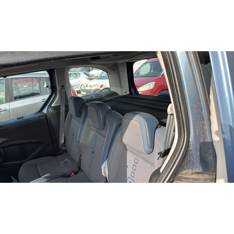 Interrupteur de leve vitre avant droit CITROEN BERLINGO 2 Photo n°17