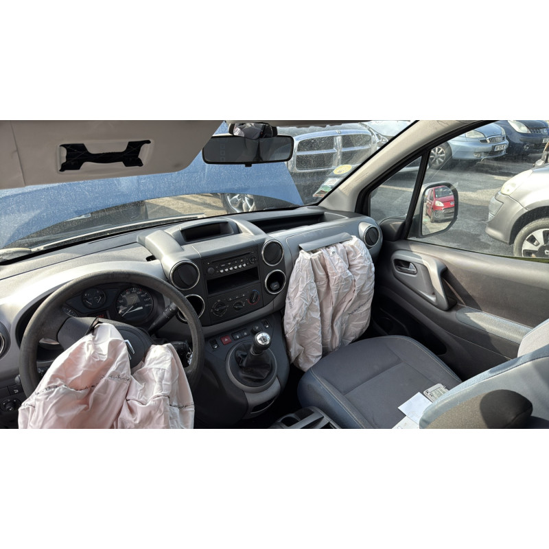 Interrupteur de leve vitre avant droit CITROEN BERLINGO 2 Photo n°18