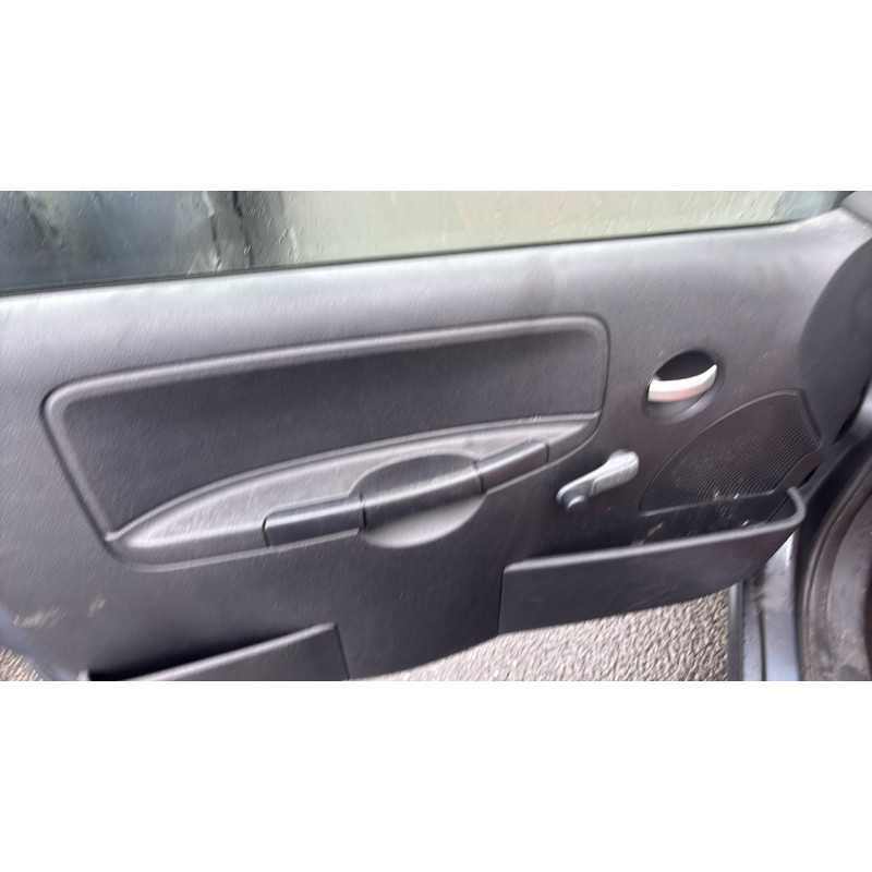 Serrure avant droit CITROEN C2 Photo n°16