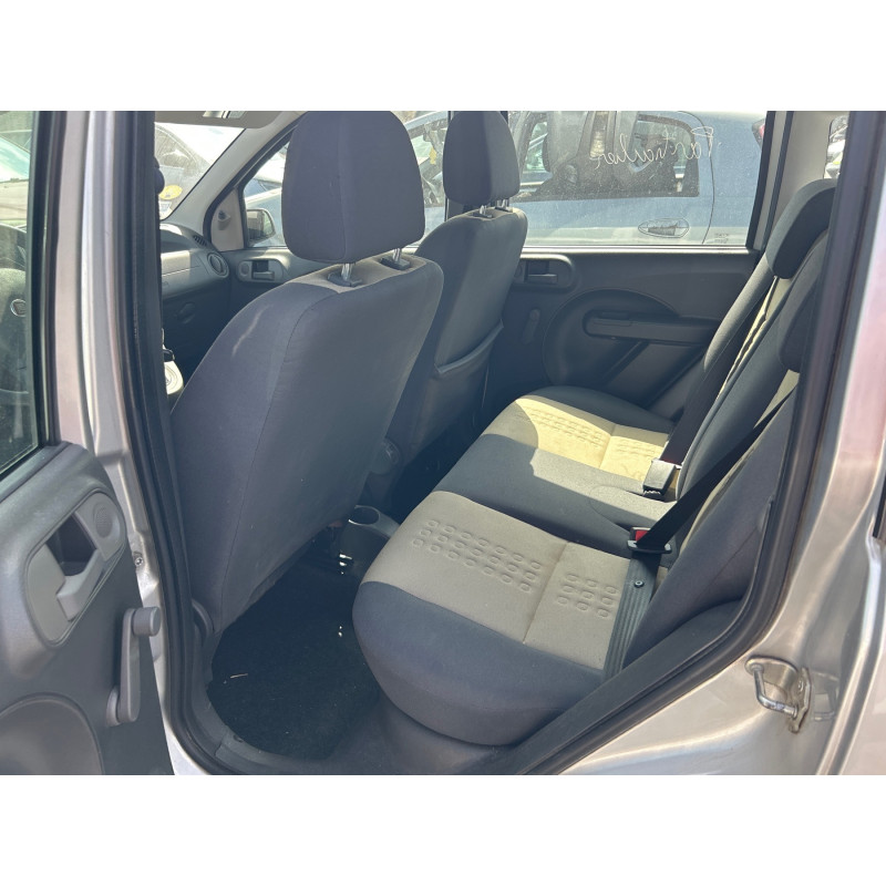 FIAT PANDA 2 PHASE 1 1.2i - 8V Photo n°8