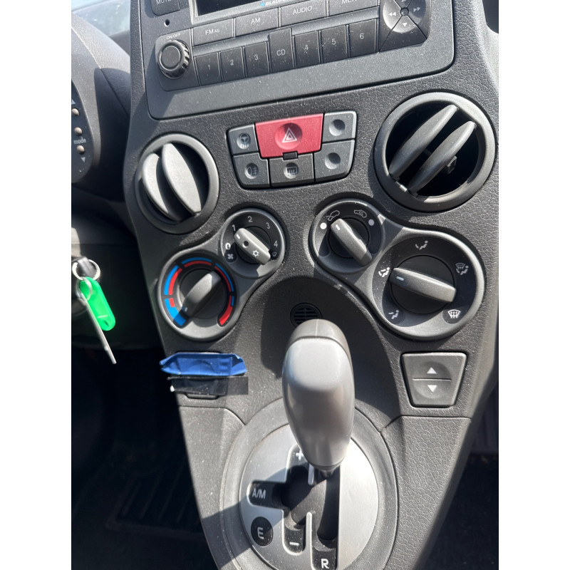 FIAT PANDA 2 PHASE 1 1.2i - 8V Photo n°20