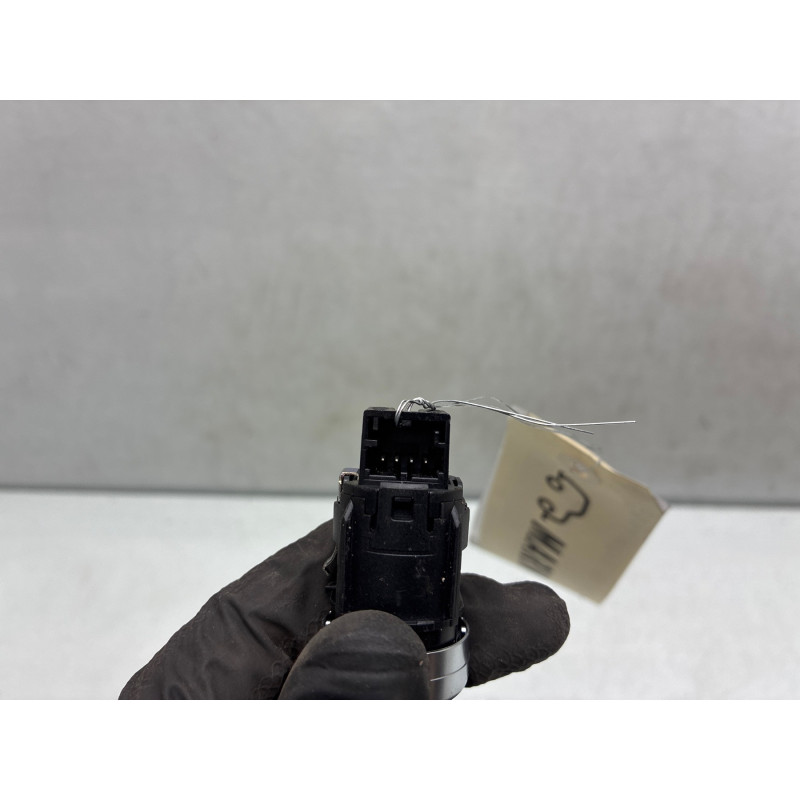 Bouton de demarrage VOLKSWAGEN TIGUAN 2 Photo n°3