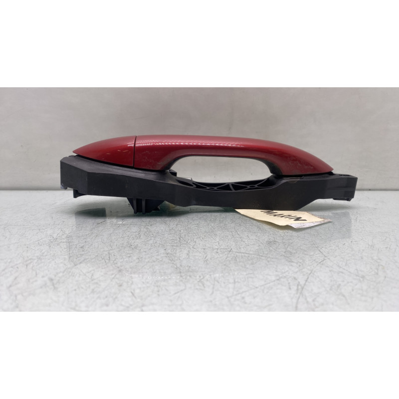 Poignee porte avant droit HYUNDAI I 10 2 Photo n°1