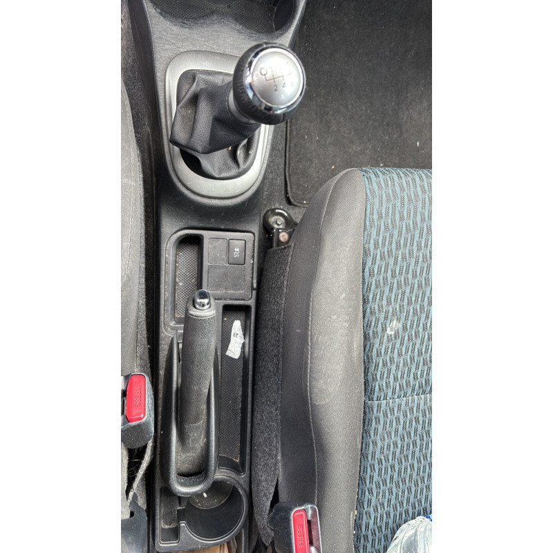 Poignee porte arriere gauche TOYOTA YARIS 3 Photo n°19