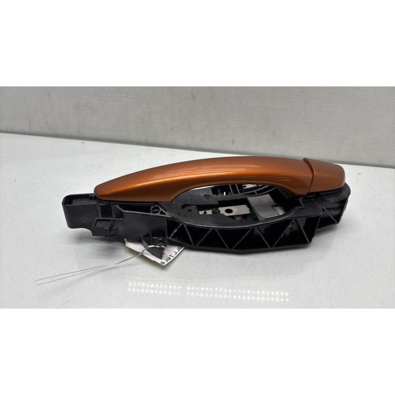 Poignee porte arriere gauche PEUGEOT 2008 2 Photo n°4
