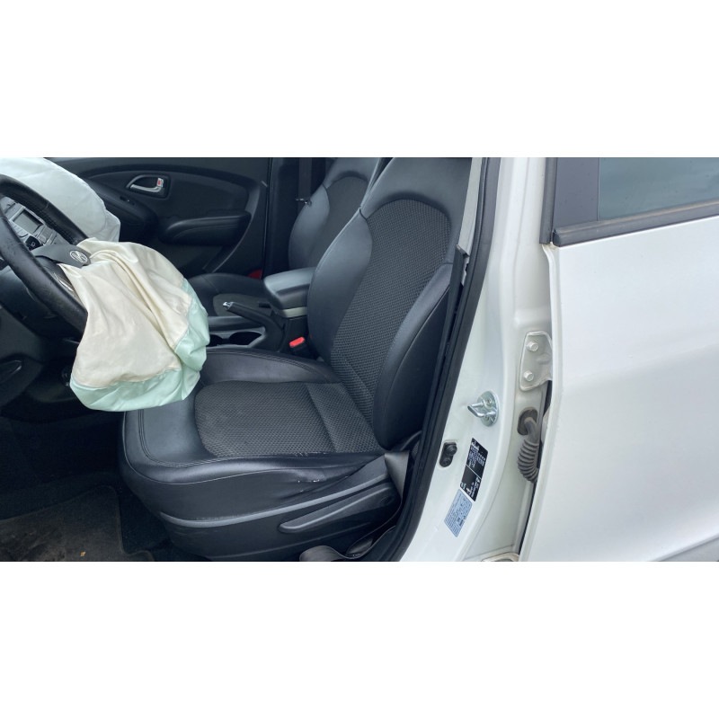 Poignee porte avant gauche HYUNDAI IX 35 Photo n°19