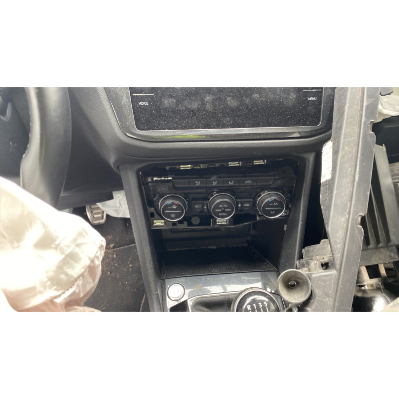 Vitre arriere gauche VOLKSWAGEN TIGUAN 2 Photo n°20