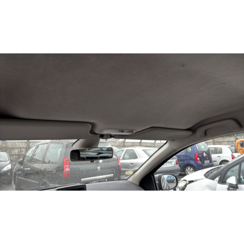 Poignee interieur arriere droit RENAULT CLIO 3 Photo n°19