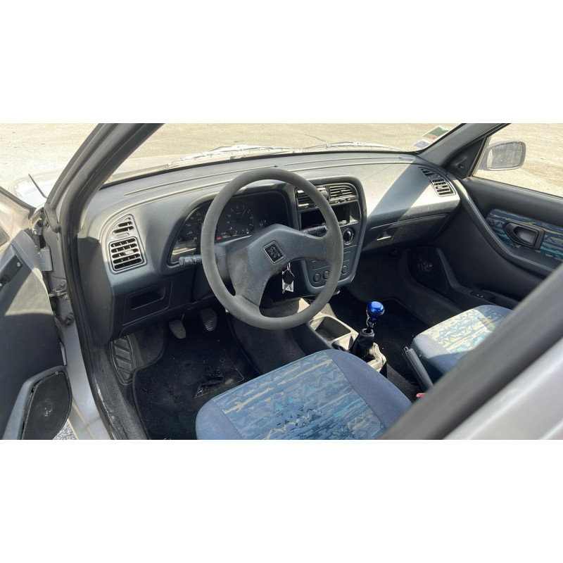 Poignee porte avant droit PEUGEOT 306 Photo n°12