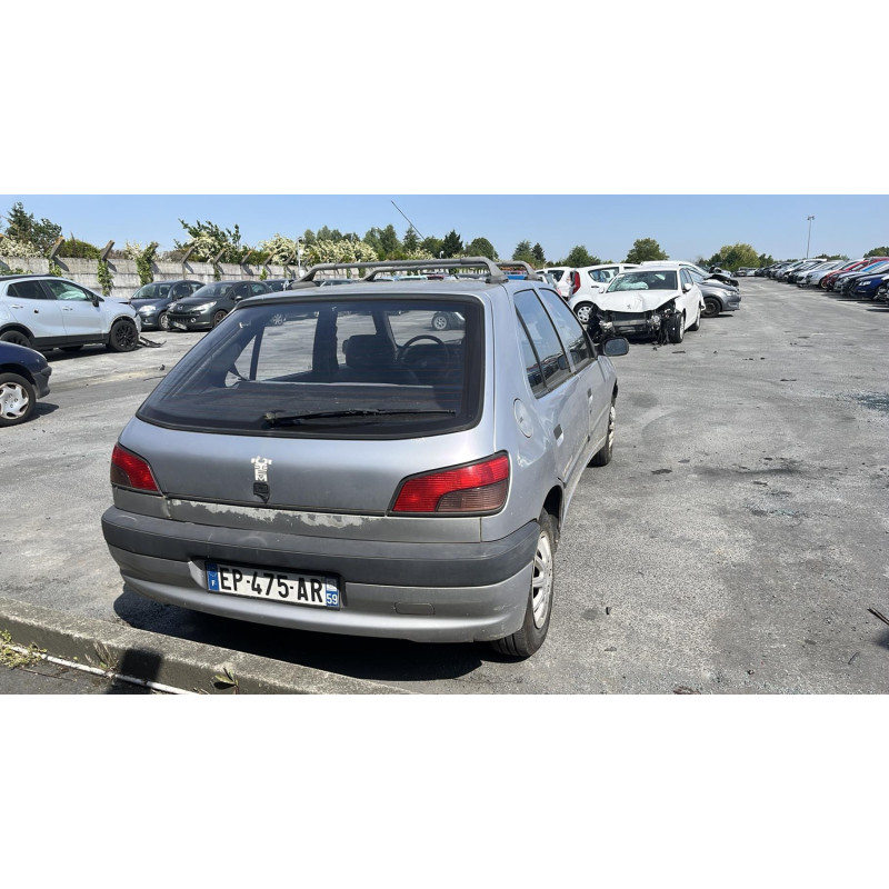 Poignee porte avant droit PEUGEOT 306 Photo n°14
