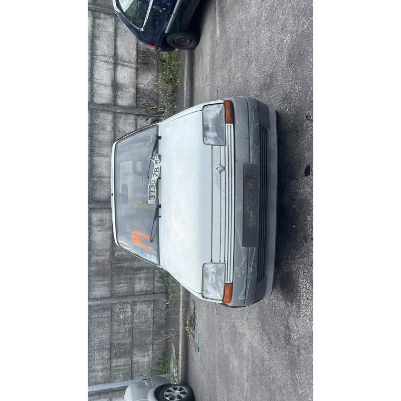 Poignee porte avant droit RENAULT SUPER 5 Photo n°8