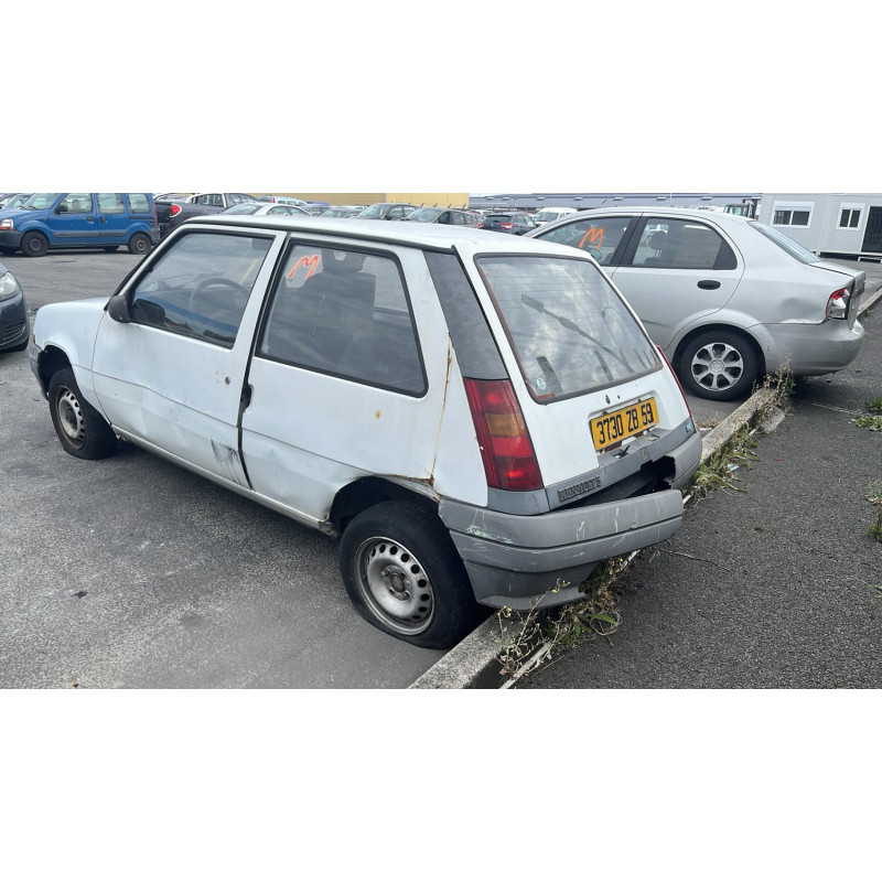 Poignee porte avant droit RENAULT SUPER 5 Photo n°13