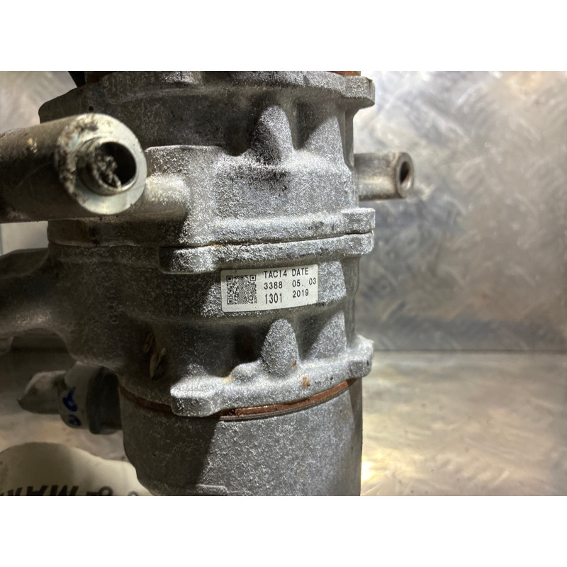 Compresseur clim FORD KA+ Photo n°4