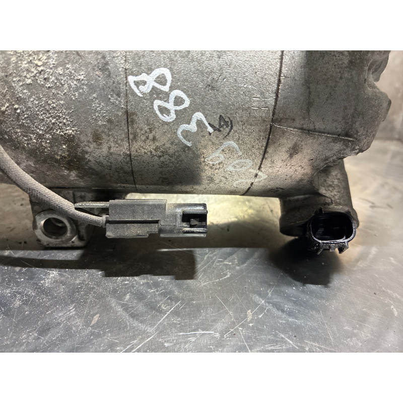 Compresseur clim FORD FOCUS 3 Photo n°5