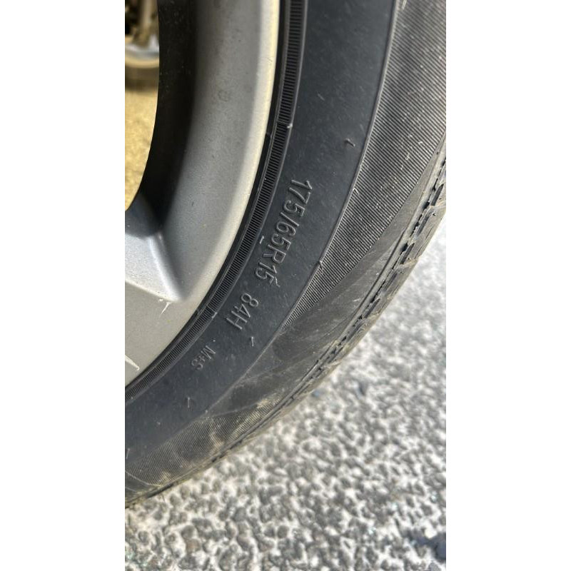 Poignee porte avant droit TOYOTA YARIS 3 Photo n°10