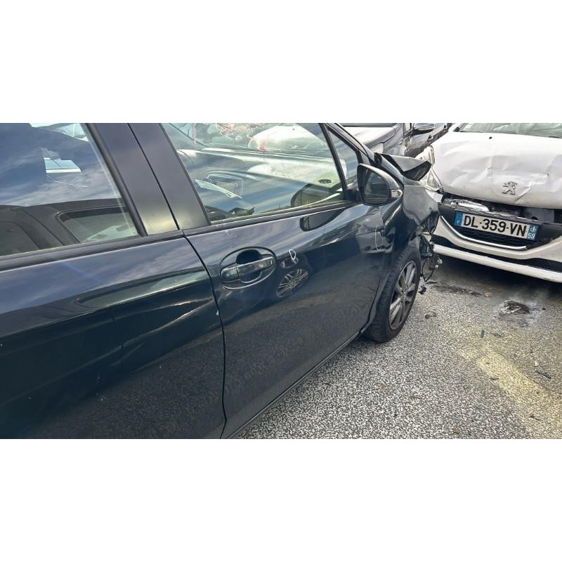 Poignee porte avant droit TOYOTA YARIS 3 Photo n°11