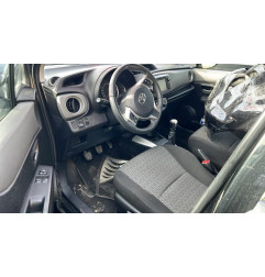 Poignee porte avant droit TOYOTA YARIS 3