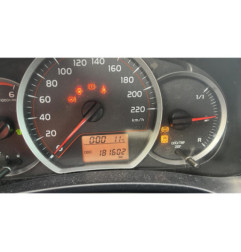 Poignee porte avant droit TOYOTA YARIS 3