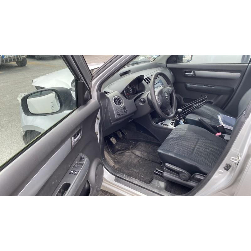 Poignee porte arriere droit SUZUKI SWIFT 3 Photo n°10