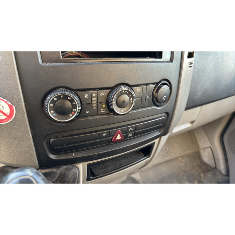 Poignee porte coffre droit VOLKSWAGEN CRAFTER 1 Photo n°16
