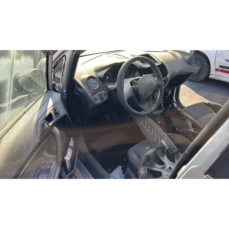 Poignee porte arriere gauche FORD FIESTA 6 Photo n°12