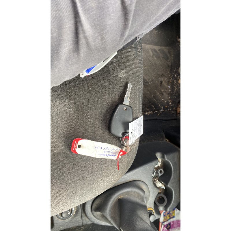 Poignee porte avant droit DACIA LOGAN MCV 1 Photo n°13