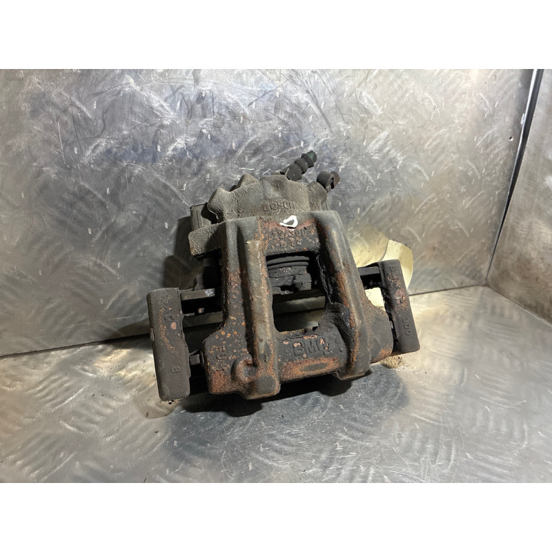Etrier avant droit (freinage) BMW SERIE 1 F20 Photo n°2