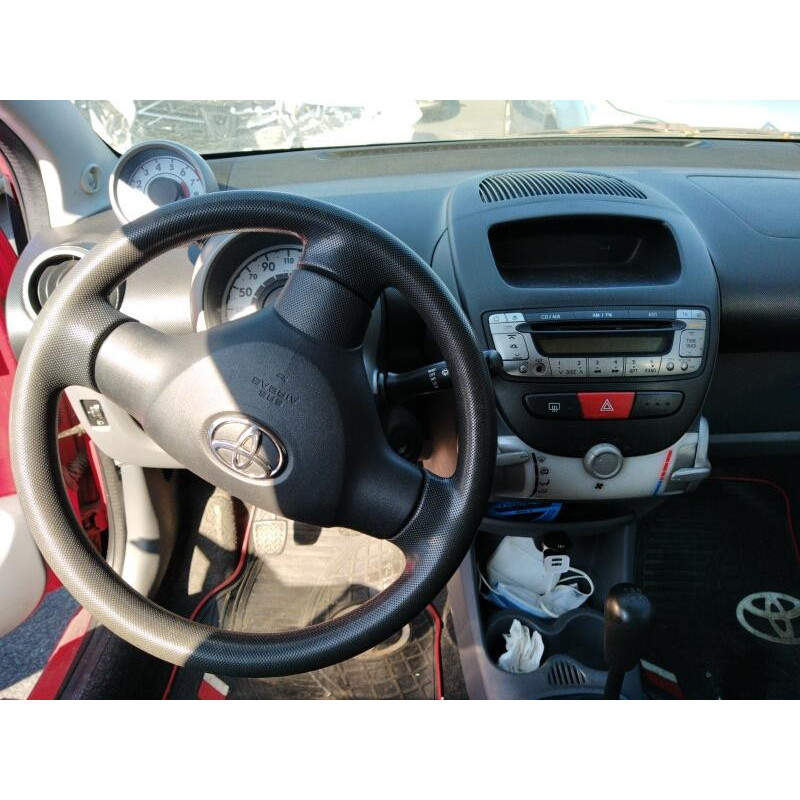 Poignee interieur avant gauche TOYOTA AYGO 1 Photo n°10
