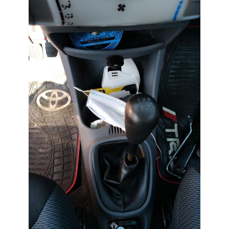 Poignee interieur avant gauche TOYOTA AYGO 1 Photo n°13