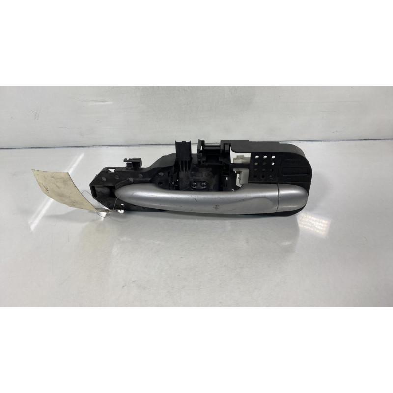 Poignee porte arriere droit RENAULT GRAND SCENIC 3 Photo n°1