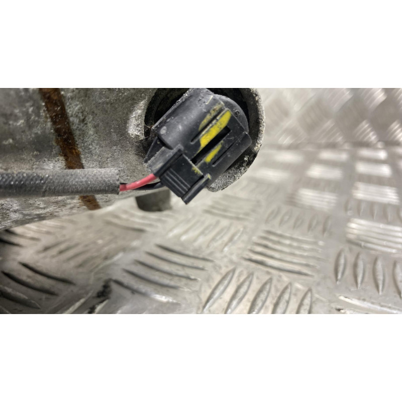 Compresseur clim KIA XCEED Photo n°3
