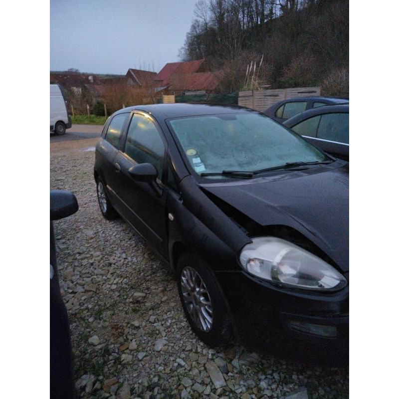 Compresseur clim FIAT PUNTO EVO 3 Photo n°8