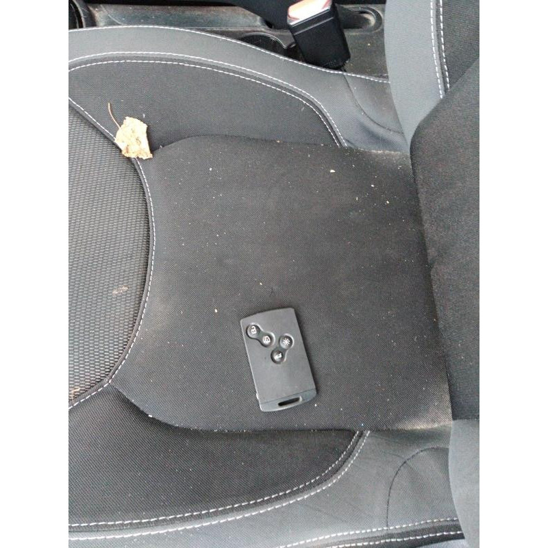Poignee interieur avant gauche RENAULT CLIO 4 Photo n°6