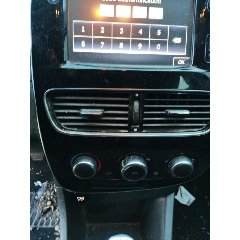 Poignee interieur avant gauche RENAULT CLIO 4 Photo n°11