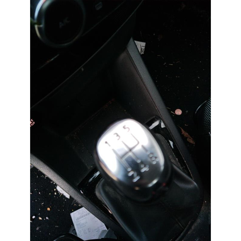 Poignee interieur avant gauche RENAULT CLIO 4 Photo n°13