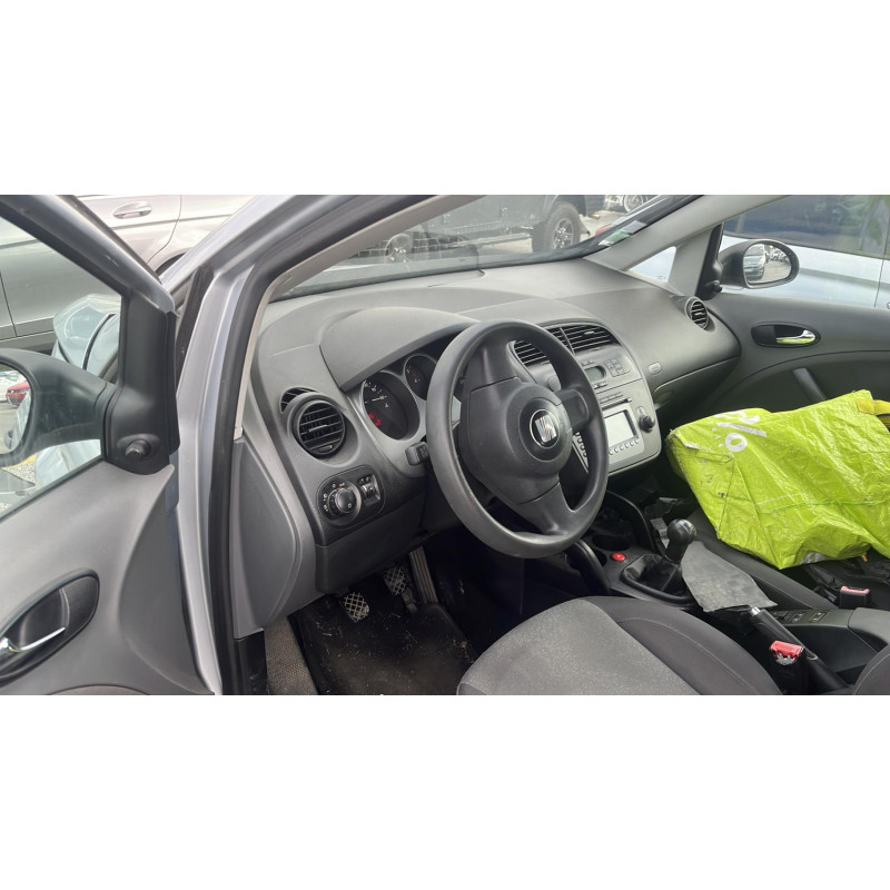 Poignee interieur arriere gauche SEAT ALTEA Photo n°10