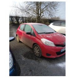Poignee porte arriere gauche TOYOTA YARIS 3