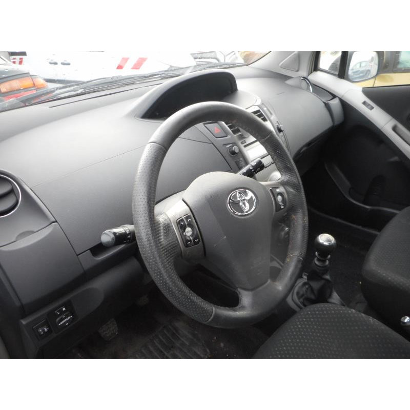 Poignee porte arriere gauche TOYOTA YARIS 2 Photo n°8