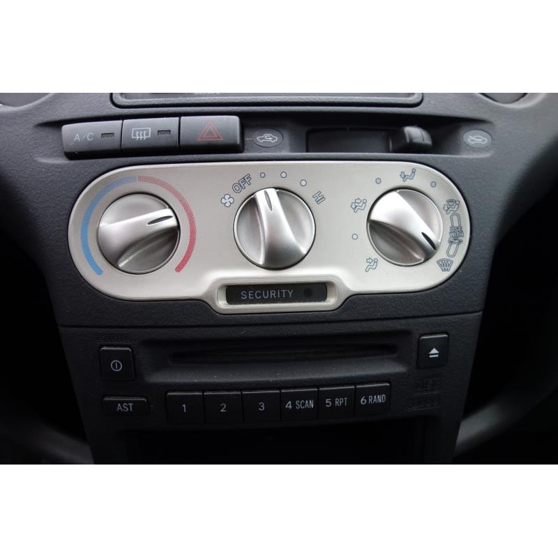 Poignee interieur avant droit TOYOTA YARIS 1 Photo n°10