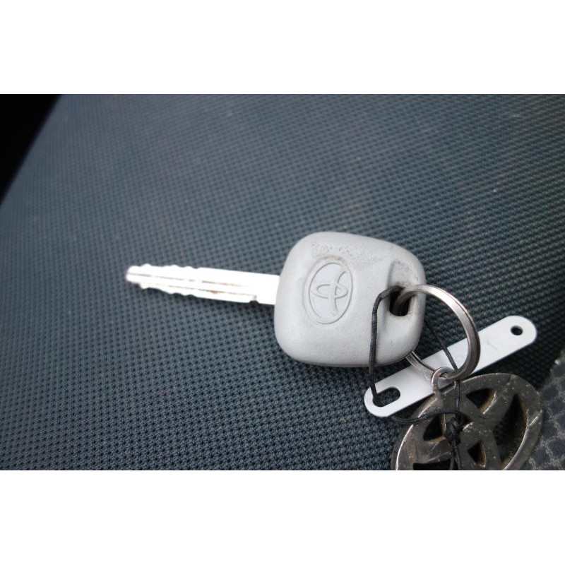 Poignee interieur avant droit TOYOTA YARIS 1 Photo n°12