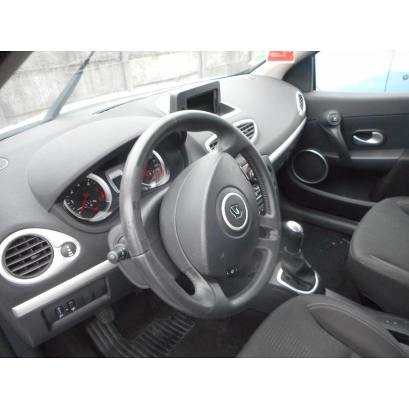 Poignee interieur avant droit RENAULT CLIO 3 Photo n°9