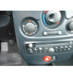 Poignee interieur avant droit RENAULT CLIO 3