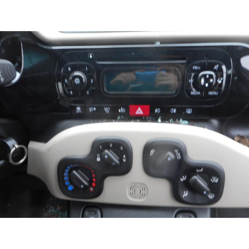 Poignee porte arriere droit FIAT PANDA 3 Photo n°10