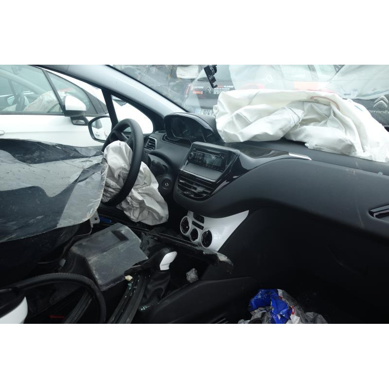 Poignee porte avant gauche PEUGEOT 208 1 Photo n°9