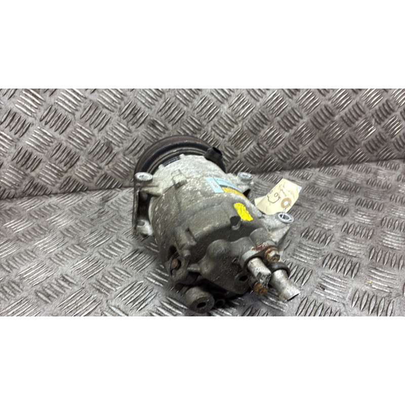 Compresseur clim RENAULT MEGANE 2 Photo n°1