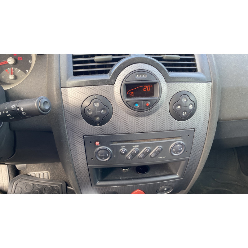 Compresseur clim RENAULT MEGANE 2 Photo n°19