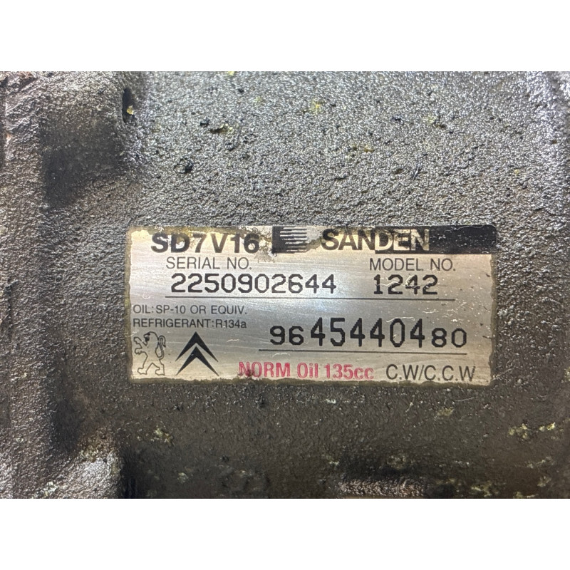 Compresseur clim CITROEN XSARA PICASSO Photo n°3